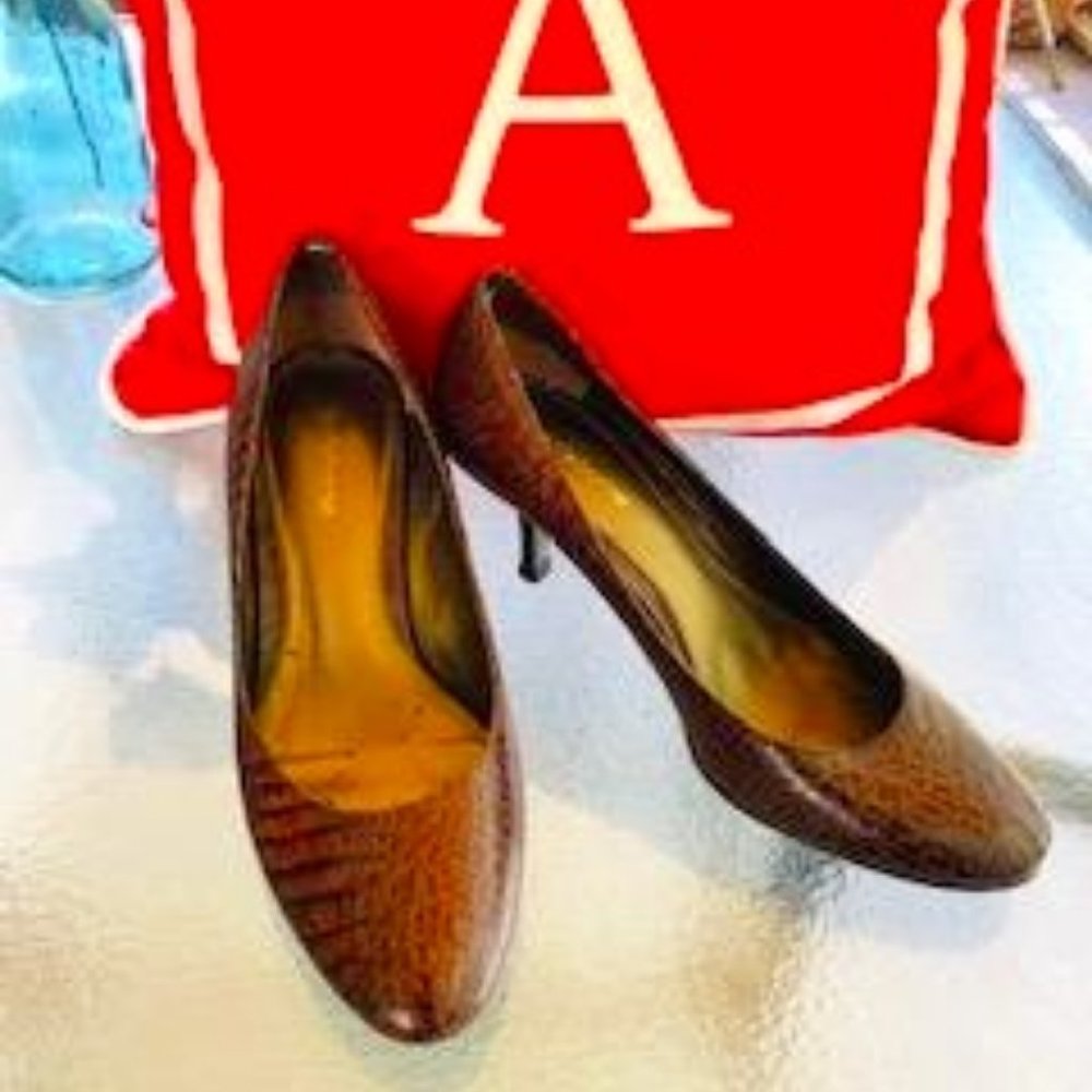 Liz Claiborne Women Shoes